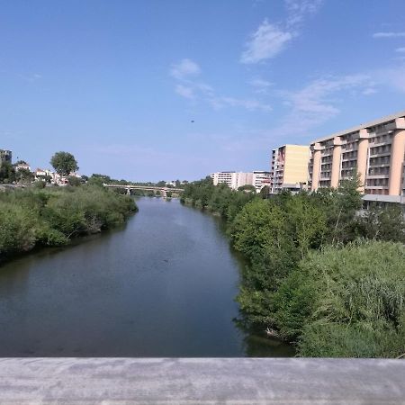 T2 Centre Ville Place Mediterranee Perpignan Dış mekan fotoğraf